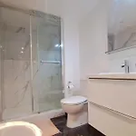 Near Center With Air Conditioning And Parking - Benakey Apartament