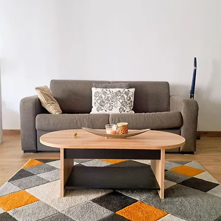 Near Center With Air Conditioning And Parking - Benakey Apartament Cannes